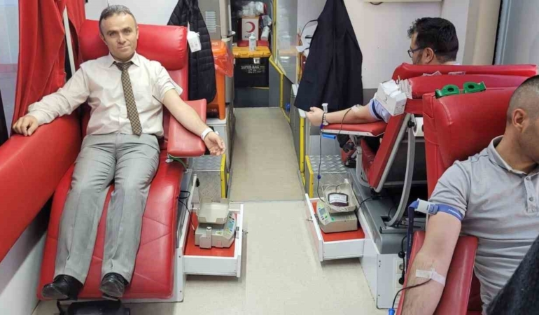 Bilecik’te duyarlı 40 kişi kan bağışında bulundu