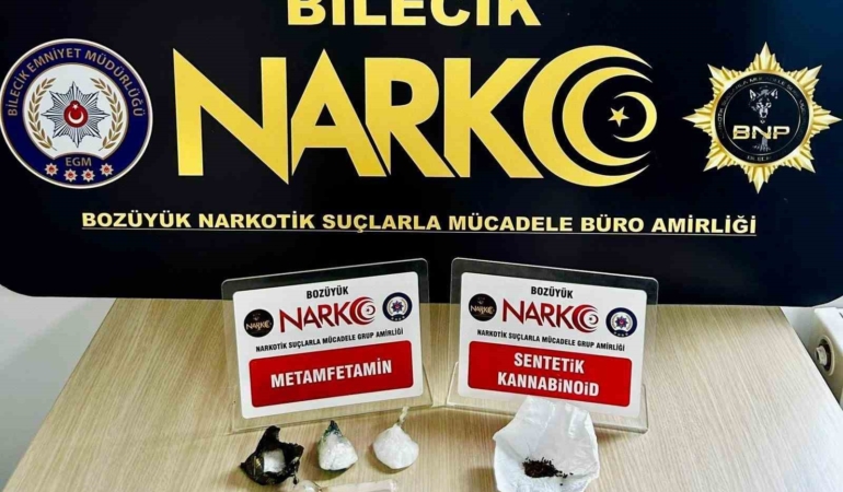 Bilecik’te şehirler arası seyahat üzerinde uyuşturucu madde ederken yakalandı