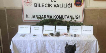 Bilecik’te uyuşturucu üretirken yakalanan CHP’li Belde Belediye Başkanı görevden alındı