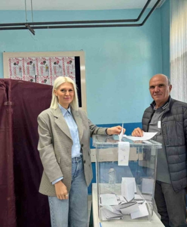 Bilecik’te yaşayan çifte vatandaşlık sahibi kişiler sandık başına gitti