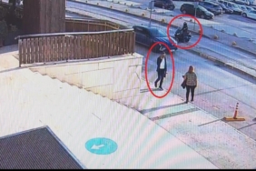 Böyle senaryo polisleri bile şaşırttı...Arkadaşına kapkaç yaptırttı