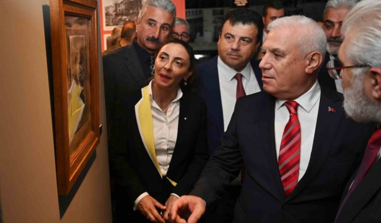 Bursa’da 101. yıla özel ‘Çok Yaşa Cumhuriyet Sergisi’ açıldı
