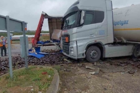 Bursa’da feci kaza : 2 yaralı