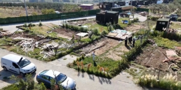 Bursa’da kaçak 63 tiny house yıkıldı