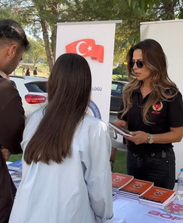 Bursa’da Terörle Mücadele Ekiplerinden “El Ele Güvenli Geleceğe” projesi