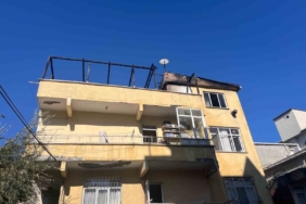 Büyükçekmece’de çatı katında korkutan yangın