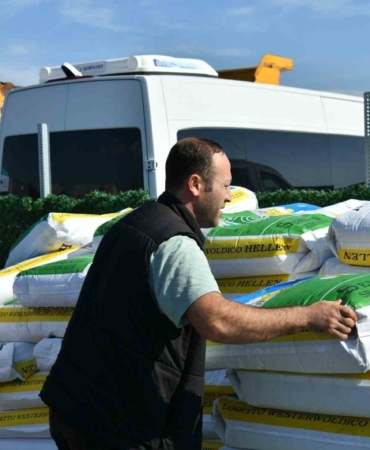 Büyükşehir’in desteği Balıkesirli çiftçinin yüzünü güldürüyor