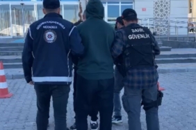 Çanakkale’de göçmen kaçakçılığı operasyonu: 79 kaçak göçmen ile 2 organizatör yakalandı