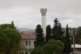 Çanakkale’de yıldırım düştü, cami minaresi yıkıldı