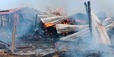 Çan’da saman deposunda yangın