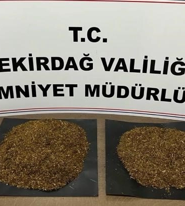 Çatıya gizlenmiş poşet poşet uyuşturucu ele geçirildi