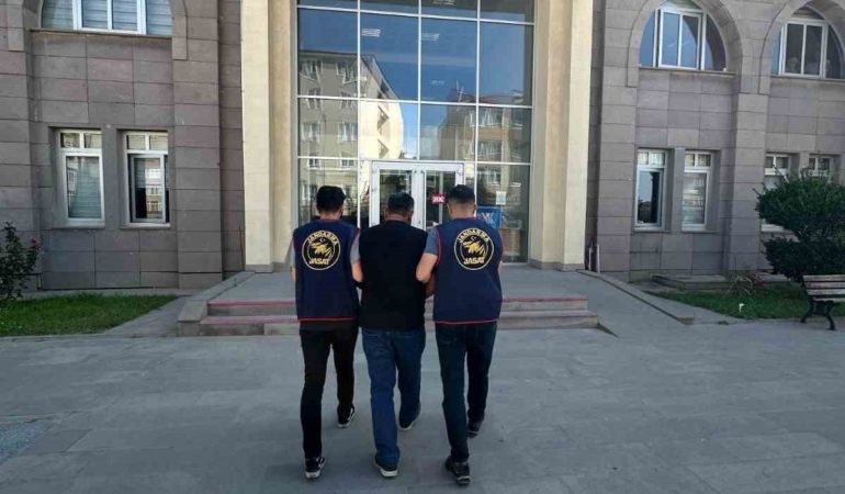 Cinayet zanlısı 11 yıl sonra tarlada çalışırken yakalandı