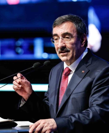 Cumhurbaşkanı Yardımcısı Cevdet Yılmaz: "Kendi ayaklarımız üzerinde çok güçlü bir şekilde durmak durumundayız"