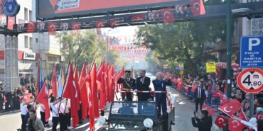 Cumhuriyet Bayramı’nda Bursa’da coşkulu kutlamalar