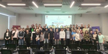 "Dijial izi’min farkındayım"