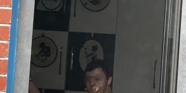 Down sendromlu öğrencinin ağzının bantlandığı fotoğrafa inceleme başlatıldı