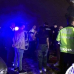 Düğün salonu boks ringine döndü: Davetliler böyle kaçıştı