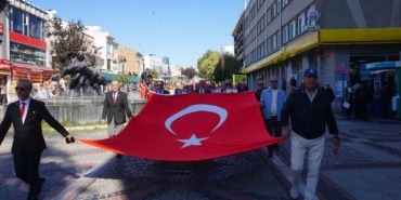 Edirne’de emekli astsubaylardan görkemli kutlama