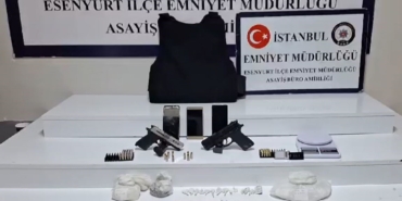 Esenyurt’ta aranan şahıslar operasyonu