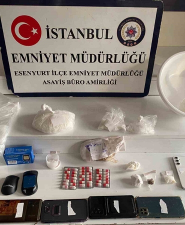 Esenyurt’ta polisin takibe aldığı ev uyuşturucu yuvası çıktı