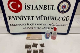 Esenyurt’ta uyuşturucu alışverişi yapan 2 şüpheli yakalandı