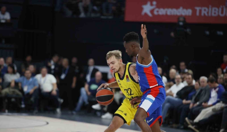 EuroLeague’de Türk derbisinin kazananı Fenerbahçe Beko