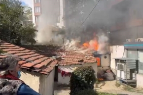 Eyüpsultan’da çakmakla oynayan küçük çocuk evi yaktı
