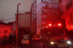 Eyüpsultan’da elektrik direği havai fişek gibi patladı