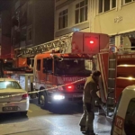 Fatih’te 4 katlı binanın bodrum katında yangın paniği