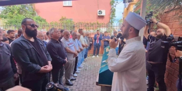 Fatih’teki film gibi olayda tabuttayken hayatta olduğu belirlenen yaşlı adam son yolculuğuna uğurlandı