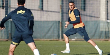 Fenerbahçe, Manchester United maçı hazırlıklarına başladı