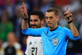 Fenerbahçe - Manchester United maçında Clement Turpin düdük çalacak