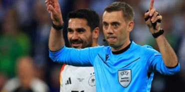 Fenerbahçe - Manchester United maçında Clement Turpin düdük çalacak