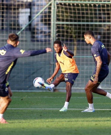 Fenerbahçe, Samsunspor maçı hazırlıklarını sürdürdü