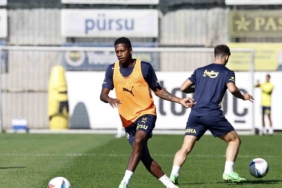 Fenerbahçe, Samsunspor maçı hazırlıklarını sürdürdü