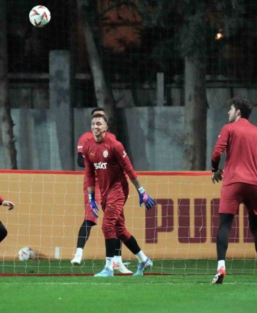 Galatasaray, Tottenham maçı hazırlıklarına başladı