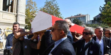 Gazeteci Güneri Cıvaoğlu son yolculuğuna uğurlandı