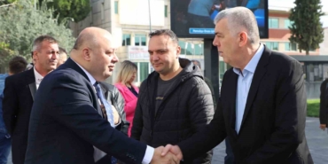 Gönen’de muhtarlar günü çoşkuyla kutlandı