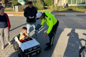 Gönen’de trafik denetimlerinde 48 araç kontrol edildi, 9 araca ceza yazıldı