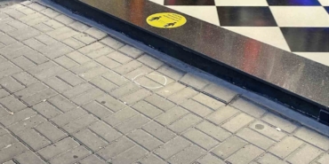 Güngören’de silahlı saldırı: 3 kişi yaralandı, olay güvenlik kamerasına yansıdı