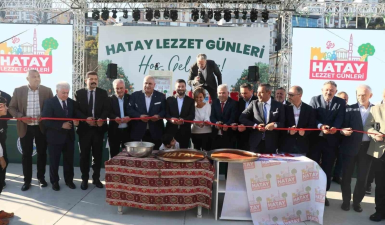 Hataylılar, Kağıthane Belediyesi tarafından düzenlenen ‘Hatay Tanıtım Günlerinde’ buluştu