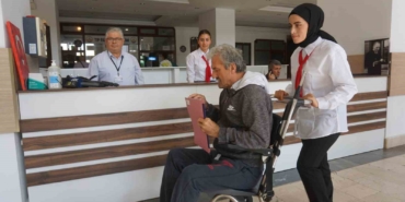 Hem oku hem çalış: Refakatçi öğrencilere aylık 4 bin 250 lira maaş