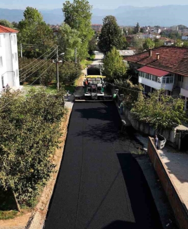 Hendek’in o mahallesi asfalt ile buluştu