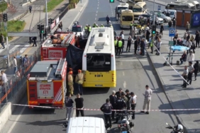 İETT otobüsü yolun karşısına geçmeye çalışan kadını ezdi