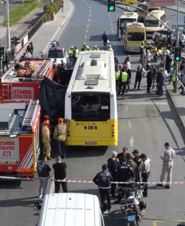 İETT otobüsü yolun karşısına geçmeye çalışan kadını ezdi