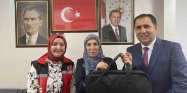 İl Müdürü Türkoğlu’ndan kırtasiye desteği