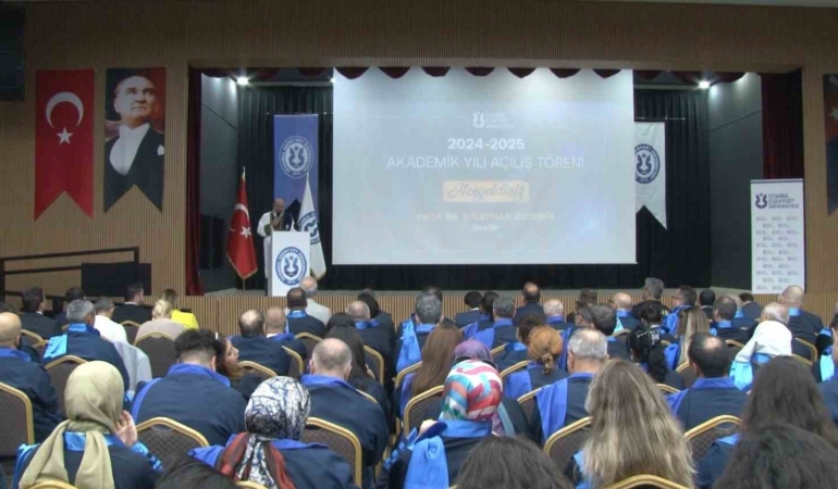 İstanbul Esenyurt Üniversitesi 2024-2025 Akademik Yılı Açılış Töreni yapıldı