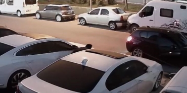 İstanbul’da 33 aracın konsollarını çalan şüpheliler suç makinesi çıktı: Şüphelilerden birinin 113 suç kaydı bulunuyor