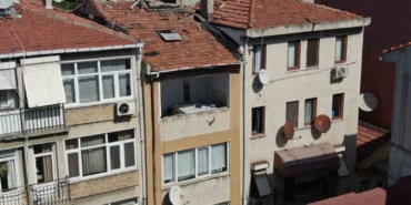 Kadıköy’de apartman dairesinde patlama: 1 yaralı