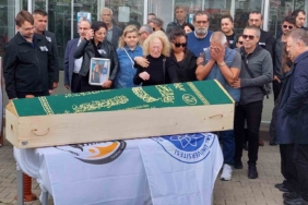 Kazada ölen doktorlara acı veda: Alkışlarla uğurlandılar